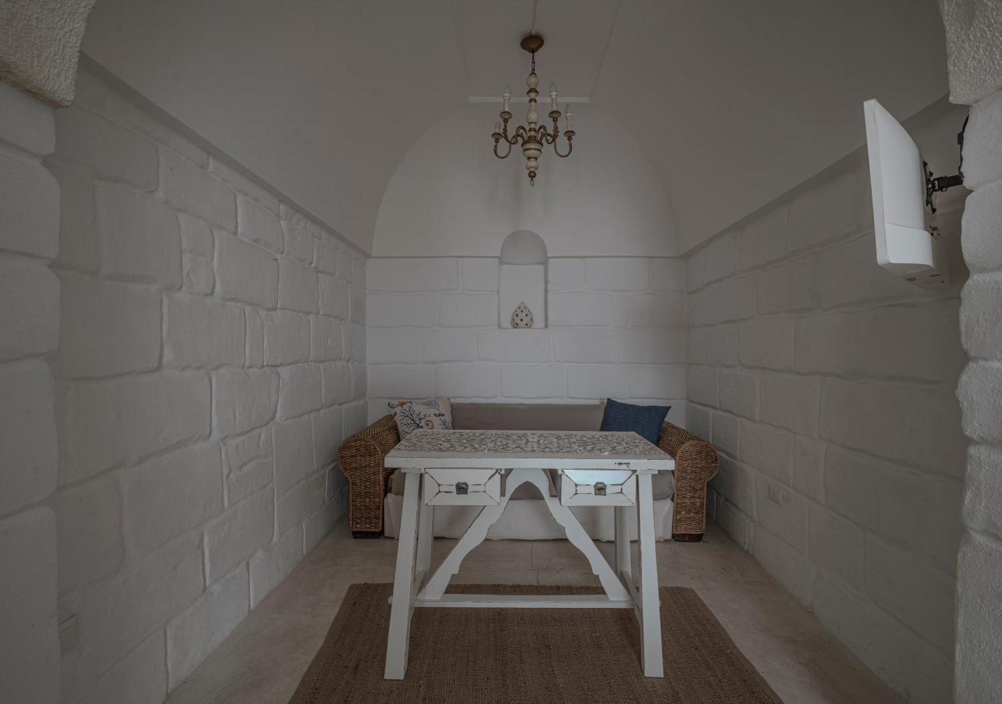 Casalice - Tradizione E Comfort A Ostuni Bagian luar foto